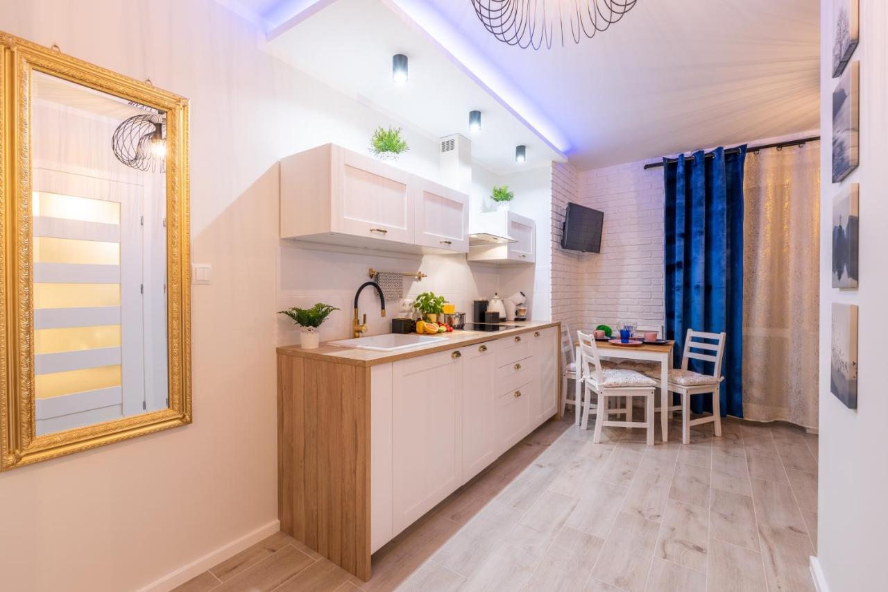 ウストシキ・ドルネApartament Kasztelanアパートメント エクステリア 写真