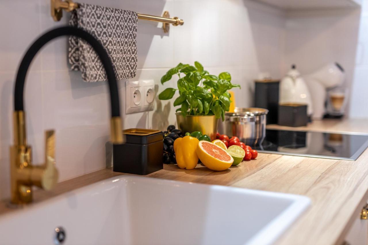 ウストシキ・ドルネApartament Kasztelanアパートメント エクステリア 写真