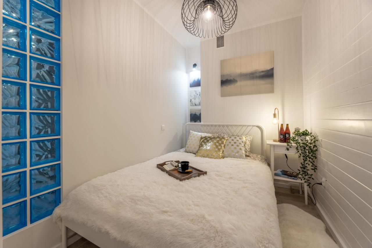 ウストシキ・ドルネApartament Kasztelanアパートメント エクステリア 写真