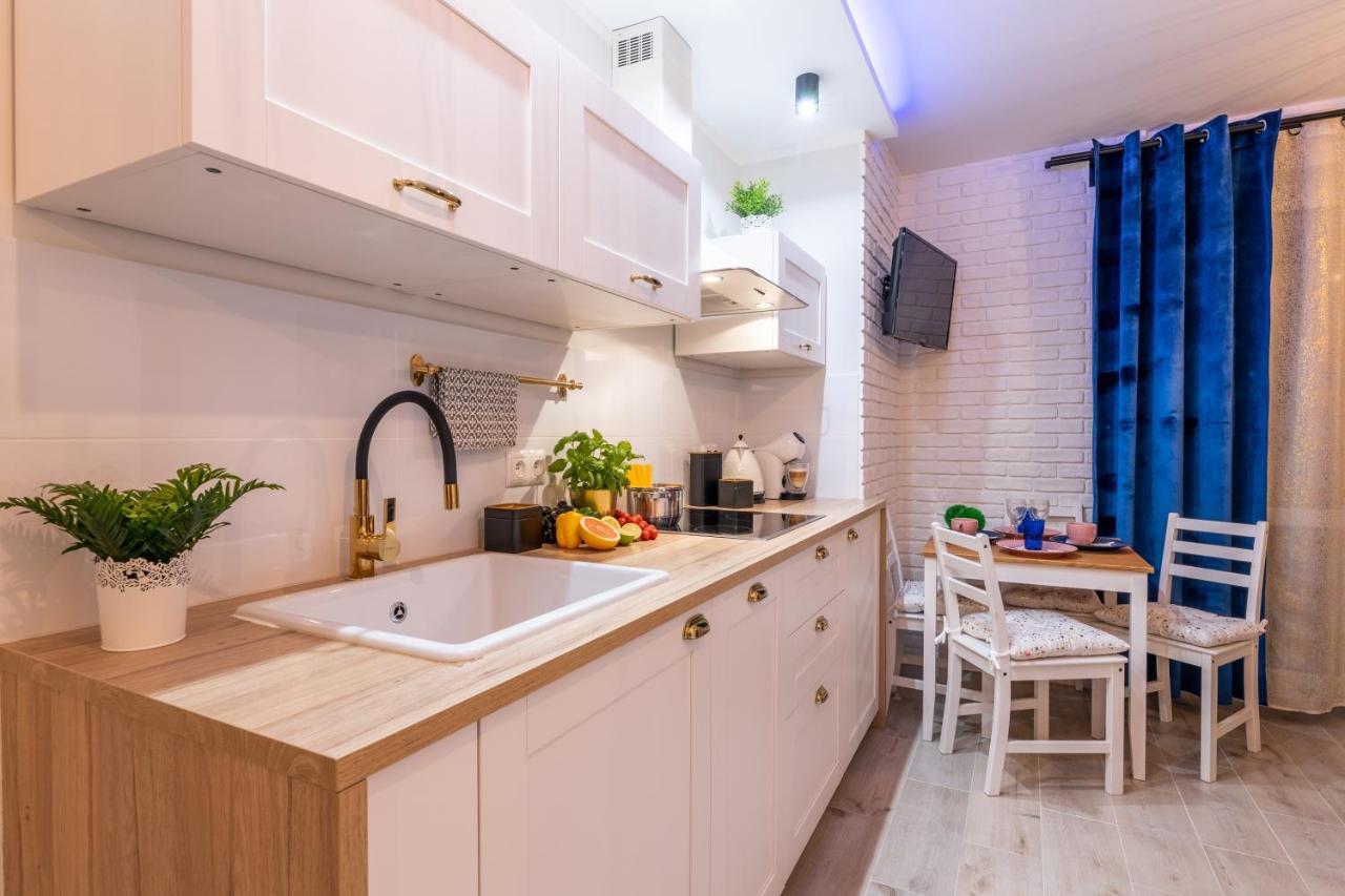 ウストシキ・ドルネApartament Kasztelanアパートメント エクステリア 写真