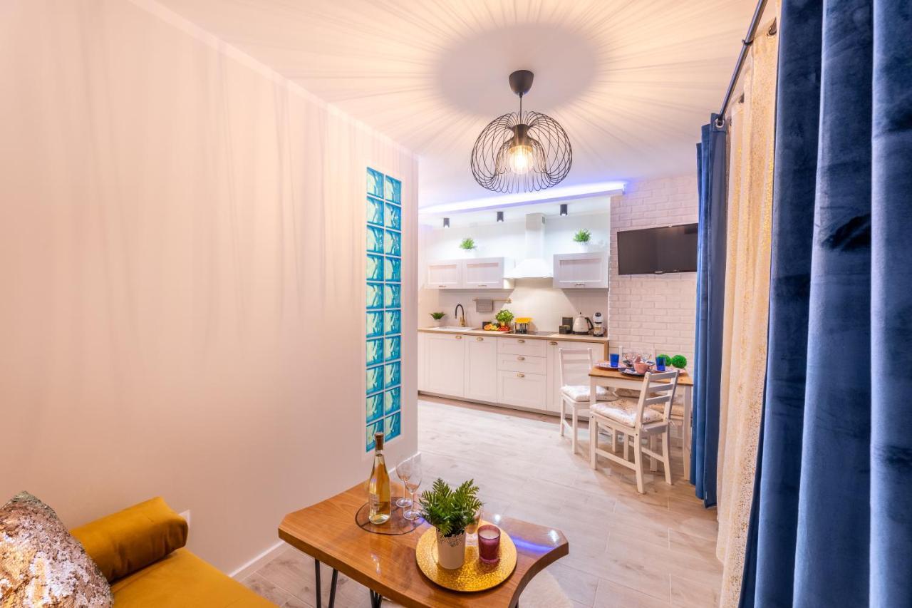 ウストシキ・ドルネApartament Kasztelanアパートメント エクステリア 写真