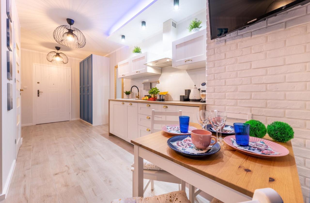 ウストシキ・ドルネApartament Kasztelanアパートメント エクステリア 写真